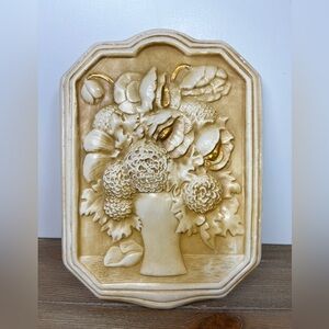 Vintage Floral Boutique Chalk-ware Wall Plaque Decor Cream & Gold Dated 1939
